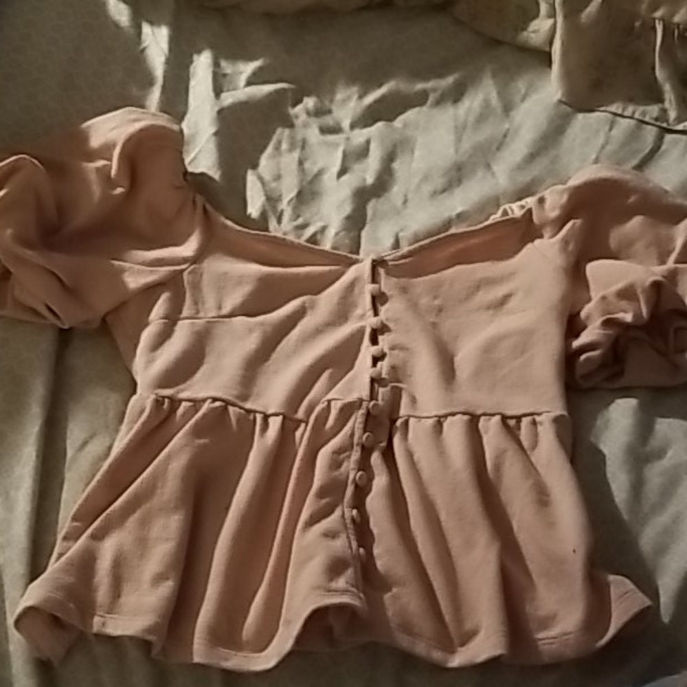 Cute pink off the shoulder crop top